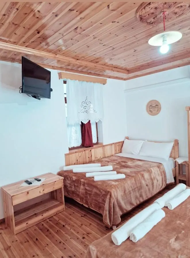 Hotel Domino Gjirokastër